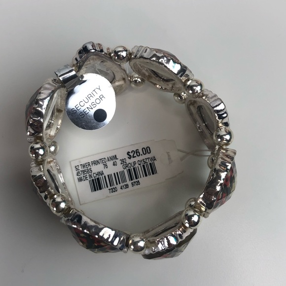 NWT Animal Print Teardrop Stretch Bracelet - Picture 3 of 3
